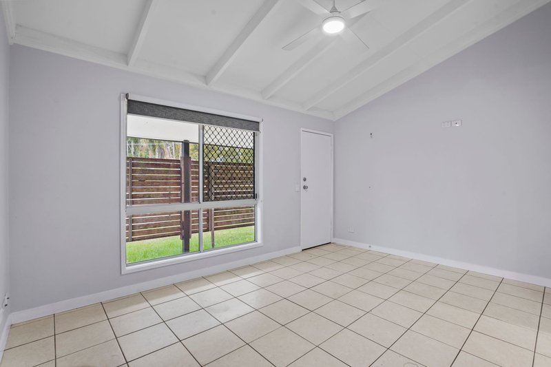 Photo - 20 Willand Drive, Beenleigh QLD 4207 - Image 8