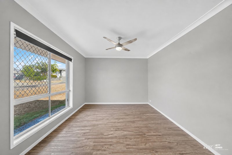 Photo - 20 Wilson Circuit, Flagstone QLD 4280 - Image 5