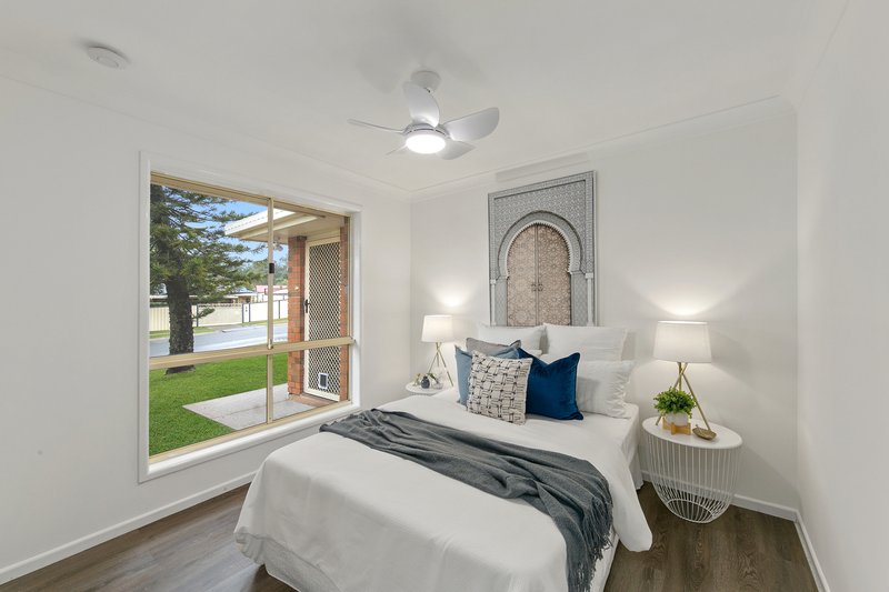 Photo - 20 Wilton Crescent, Boronia Heights QLD 4124 - Image 6