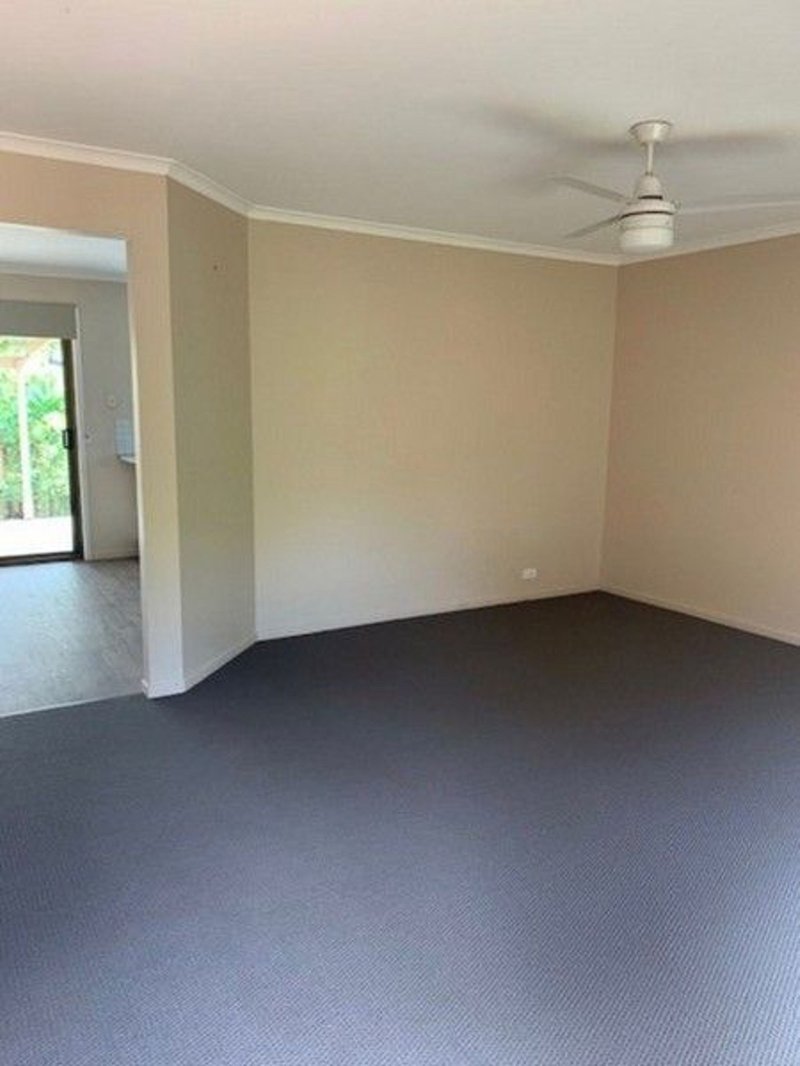 Photo - 20 Wimborne Road, Alexandra Hills QLD 4161 - Image 7