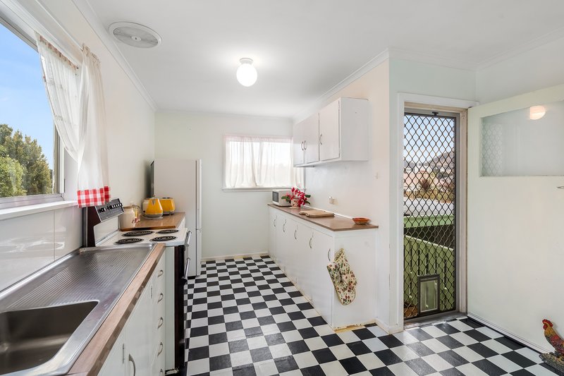 Photo - 20 Windermere Beach Road, Claremont TAS 7011 - Image 3