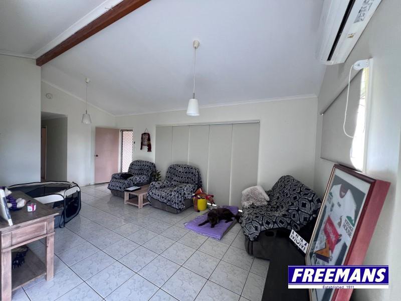 Photo - 20 Windsor Circle, Kingaroy QLD 4610 - Image 6