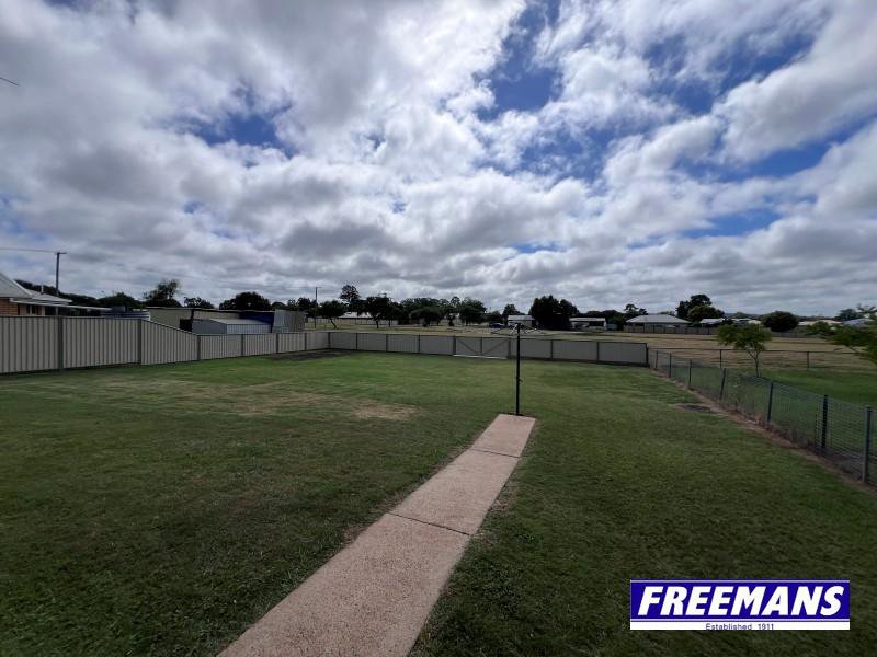 Photo - 20 Windsor Circle, Kingaroy QLD 4610 - Image 30