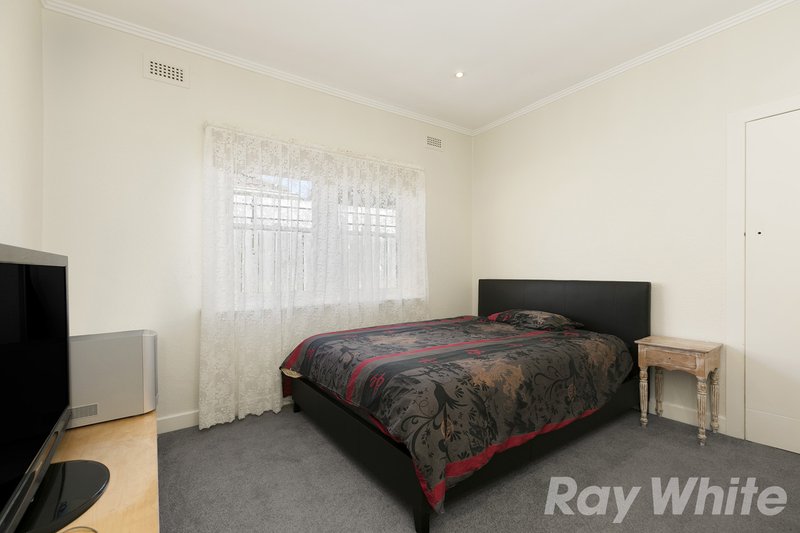 Photo - 20 Winsome Street, Mentone VIC 3194 - Image 7