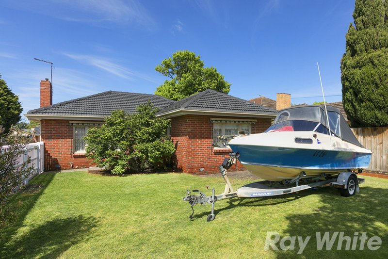 Photo - 20 Winsome Street, Mentone VIC 3194 - Image 9