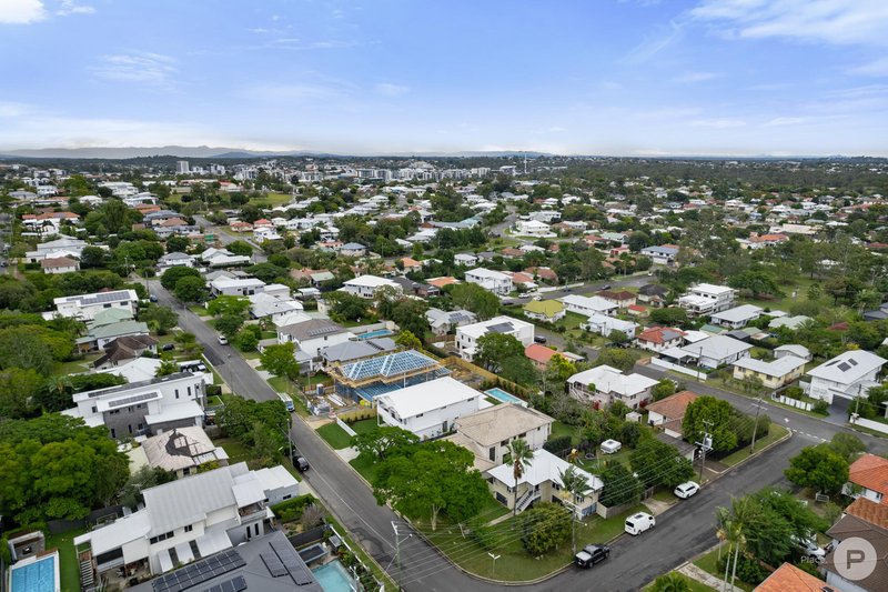 Photo - 20 Wirega Street, Wavell Heights QLD 4012 - Image 29