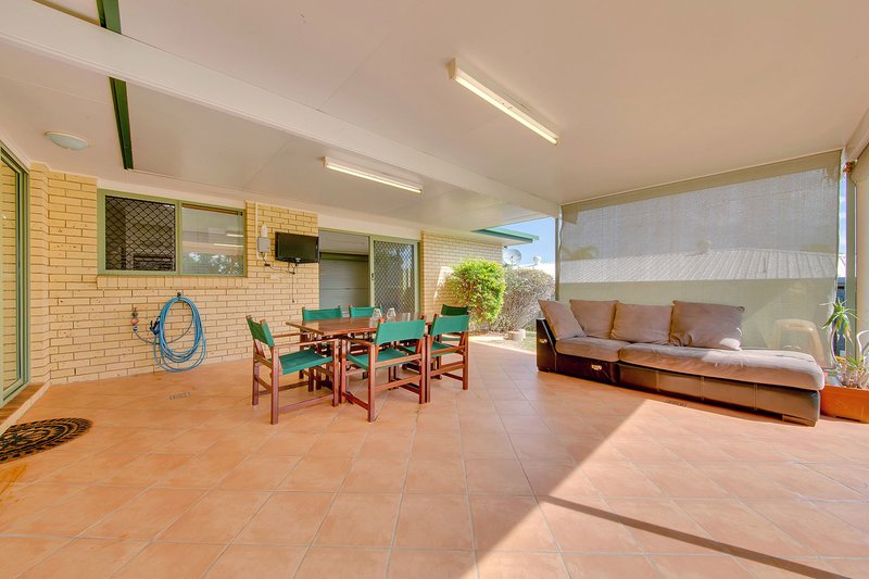 Photo - 20 Wivenhoe Close, Clinton QLD 4680 - Image 16