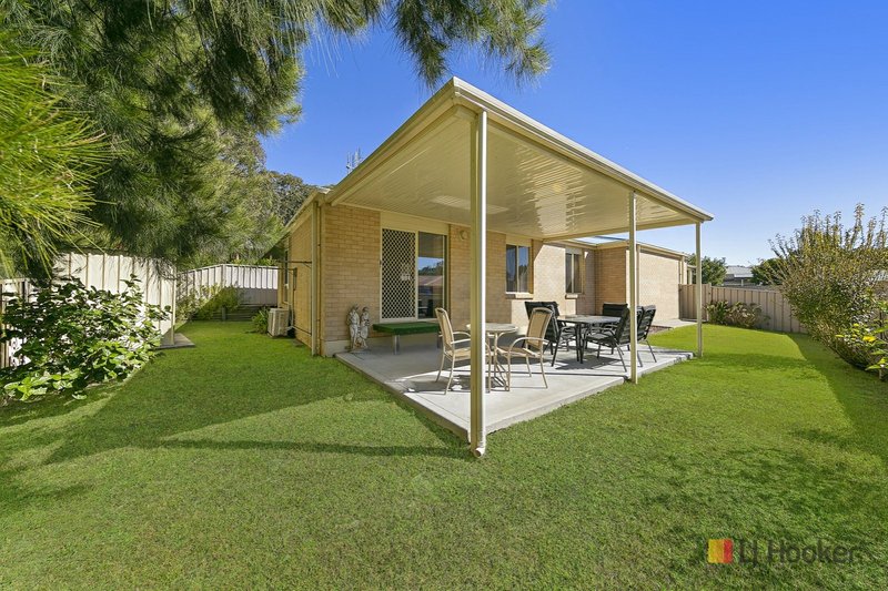 20 Woodbridge Crescent, Lake Munmorah NSW 2259