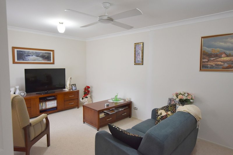 Photo - 20 Woodbury Park Dr , Mardi NSW 2259 - Image 7