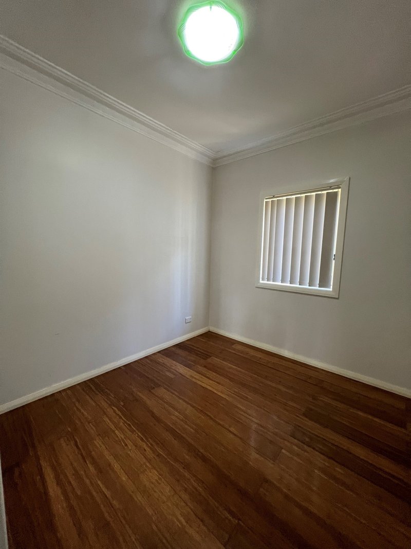 Photo - 20 Woodpark Road, Woodpark NSW 2164 - Image 6