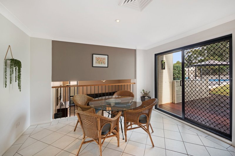 Photo - 20 Woolmers Crescent, Mardi NSW 2259 - Image 6