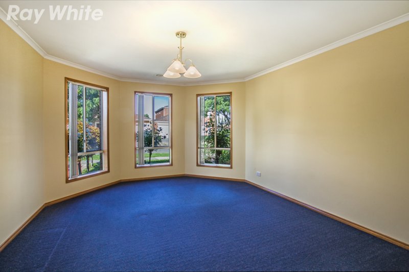 Photo - 20 Wotan Drive, Epping VIC 3076 - Image 5