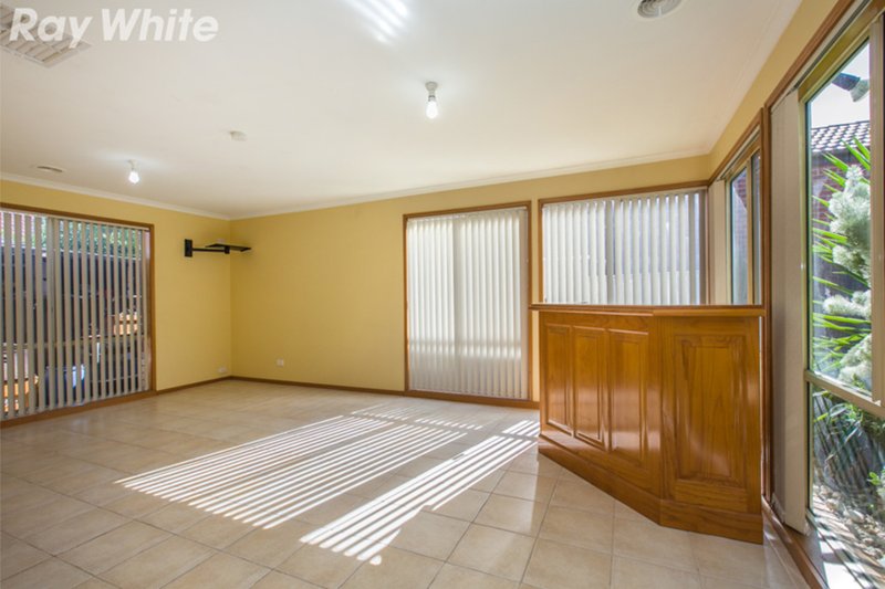 Photo - 20 Wotan Drive, Epping VIC 3076 - Image 6