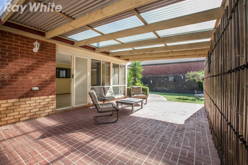 Photo - 20 Wotan Drive, Epping VIC 3076 - Image 9