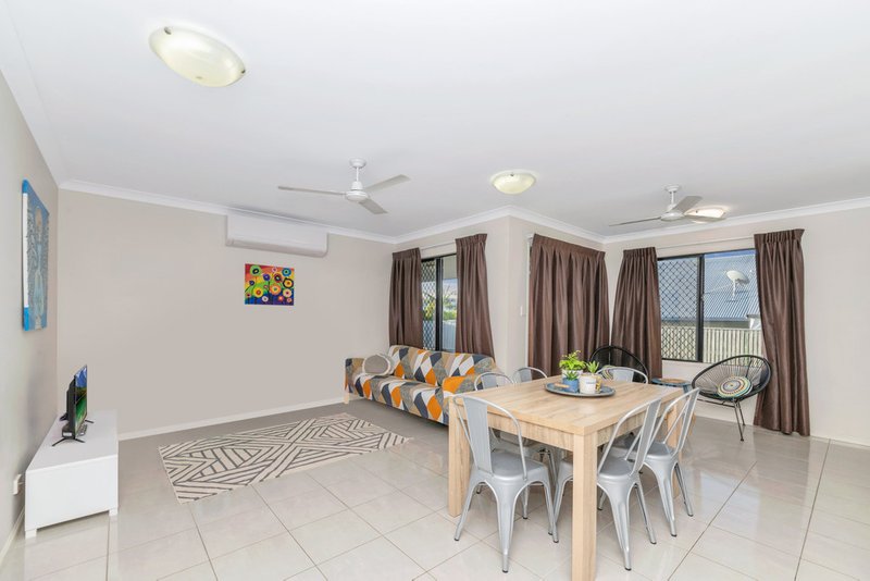 Photo - 20 Yanooa Court, Bushland Beach QLD 4818 - Image 4