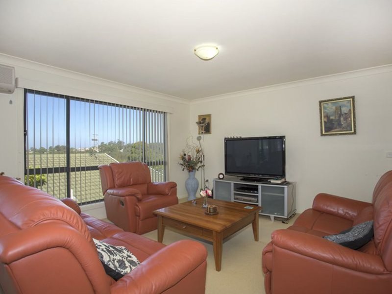 Photo - 20 Yarrabee Drive, Catalina NSW 2536 - Image 5