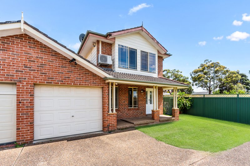 20 Yeronga Close, St Johns Park NSW 2176