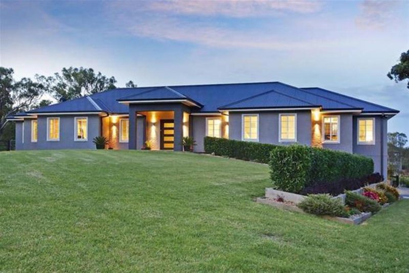 Photo - 20 Yewens Circuit, Grasmere NSW 2570 - Image 1