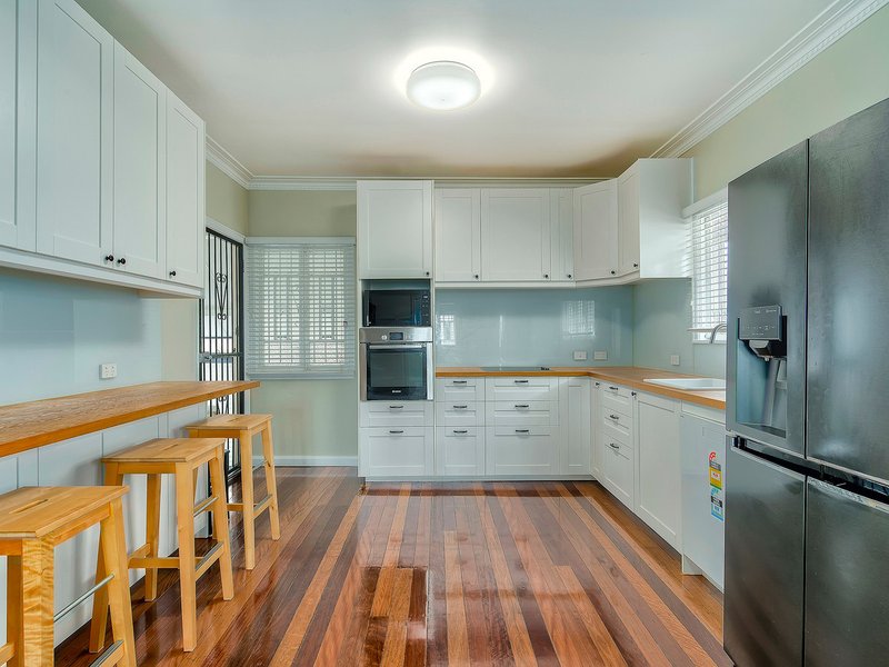 Photo - 20 Yiada Street, Kedron QLD 4031 - Image 3