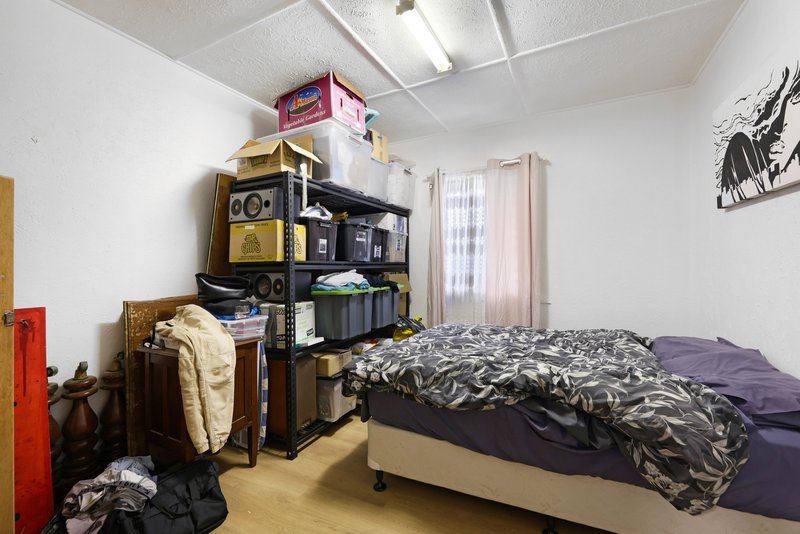 Photo - 200 & 200a Queen Street, Southport QLD 4215 - Image 4