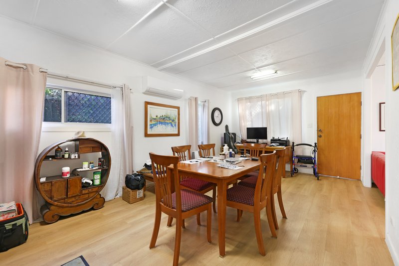 Photo - 200 & 200a Queen Street, Southport QLD 4215 - Image 5