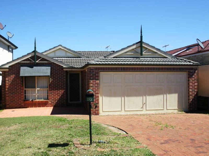 Photo - 200 Leacocks Lane, Casula NSW 2170 - Image 8