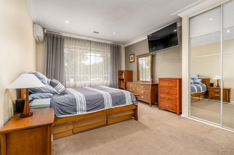 Photo - 200 Monaro Crescent, Red Hill ACT 2603 - Image 12