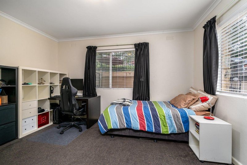 Photo - 200 Monaro Crescent, Red Hill ACT 2603 - Image 13