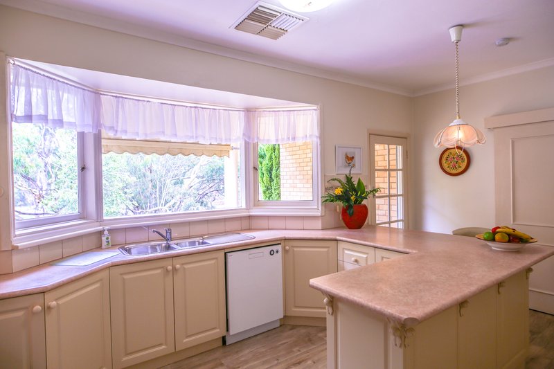 Photo - 200 River Street, Deniliquin NSW 2710 - Image 13