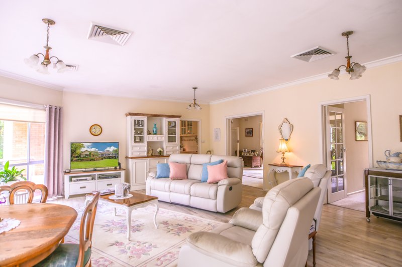 Photo - 200 River Street, Deniliquin NSW 2710 - Image 17