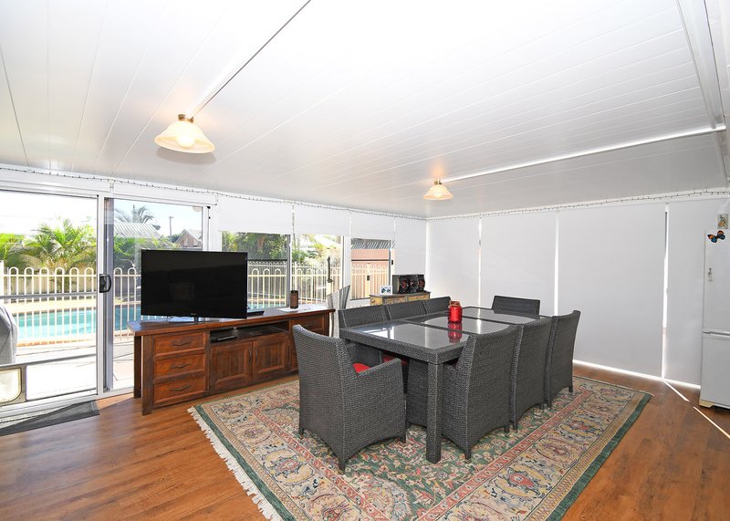 Photo - 200 Truro Street, Urangan QLD 4655 - Image 15