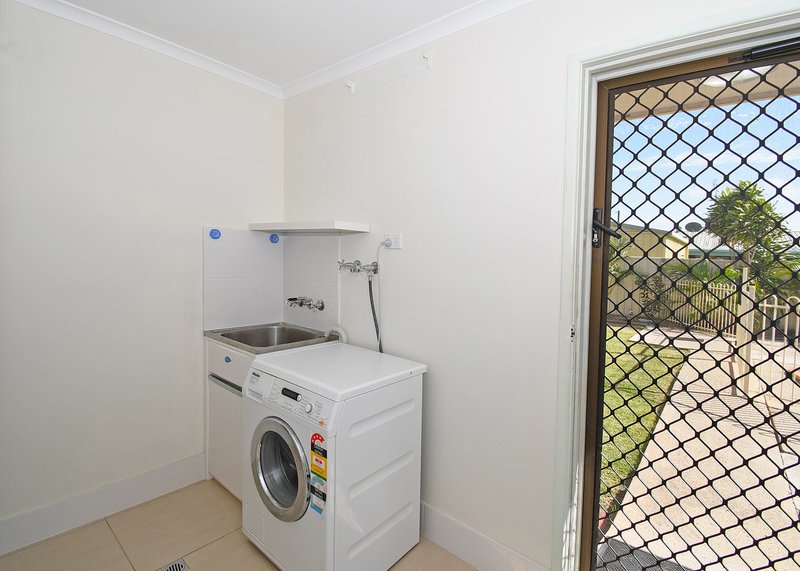 Photo - 200 Truro Street, Urangan QLD 4655 - Image 17