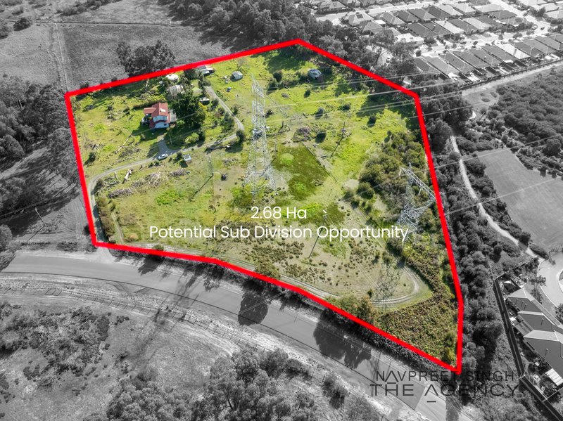 Photo - 200 Woolcoot Road, Wellard WA 6170 - Image 4
