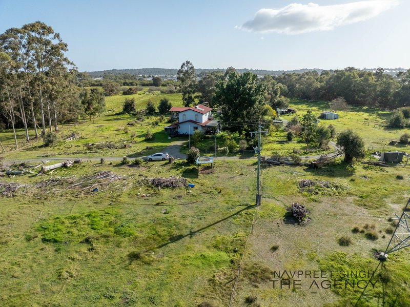 Photo - 200 Woolcoot Road, Wellard WA 6170 - Image 12