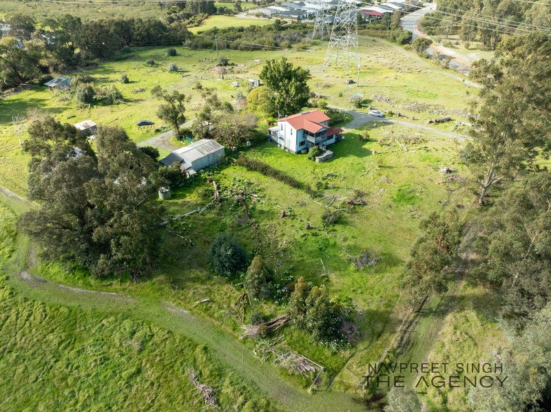 Photo - 200 Woolcoot Road, Wellard WA 6170 - Image 15