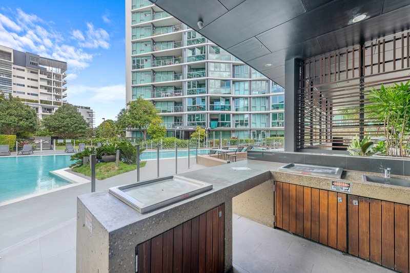 Photo - 20002/8 Hercules Street, Hamilton QLD 4007 - Image 13