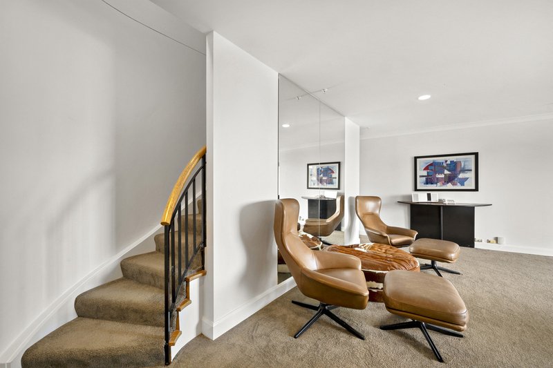Photo - 2002/2 Marcus Clarke Street, City ACT 2601 - Image 5