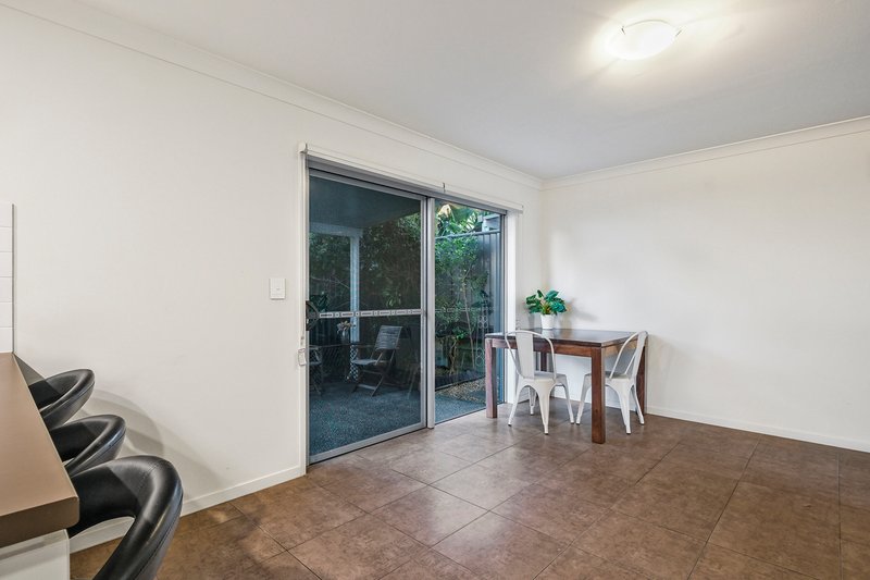Photo - 200/25 Farinazzo Street, Richlands QLD 4077 - Image 7
