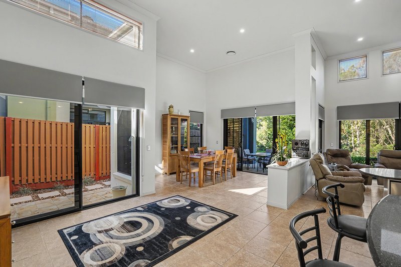 Photo - 2004/1 The Vistas Drive, Carrara QLD 4211 - Image 2