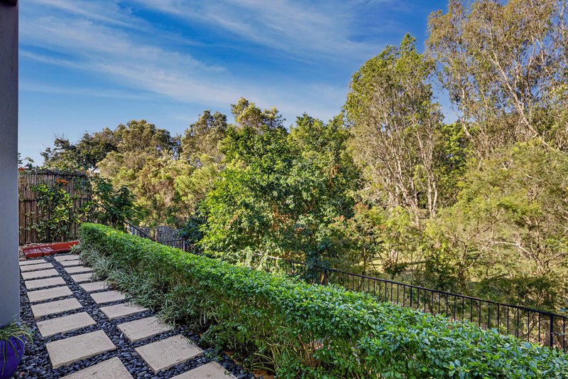 Photo - 2004/1 The Vistas Drive, Carrara QLD 4211 - Image 9