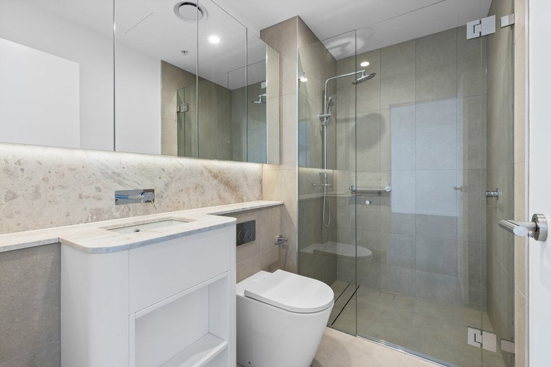 Photo - 2004/33 Terry Road, Rouse Hill NSW 2155 - Image 4