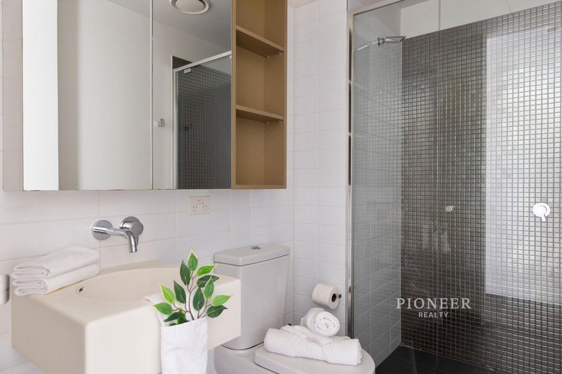 Photo - 2006/33 Mackenzie Street, Melbourne VIC 3000 - Image 7