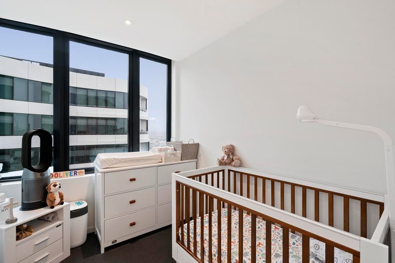 Photo - 2007/8 Hallenstein Street, Footscray VIC 3011 - Image 6