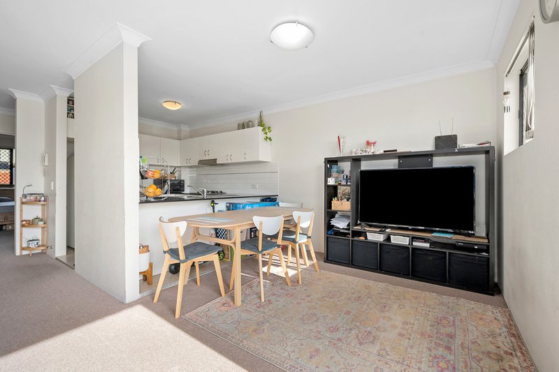 Photo - 20/1-5 Kitchener Avenue, Regents Park NSW 2143 - Image 8