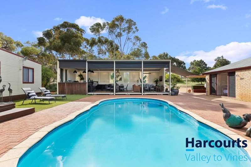Photo - 201 Ayrshire Loop, Lower Chittering WA 6084 - Image 26
