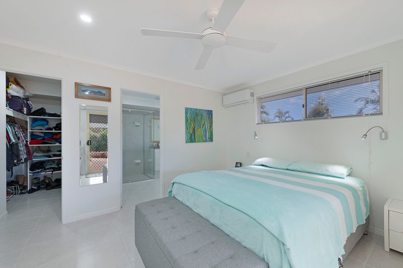 Photo - 201 Barolin Esplanade, Coral Cove QLD 4670 - Image 16