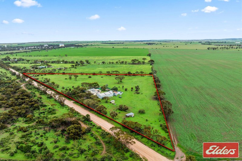 Photo - 201 Dows Road, Owen SA 5460 - Image 1