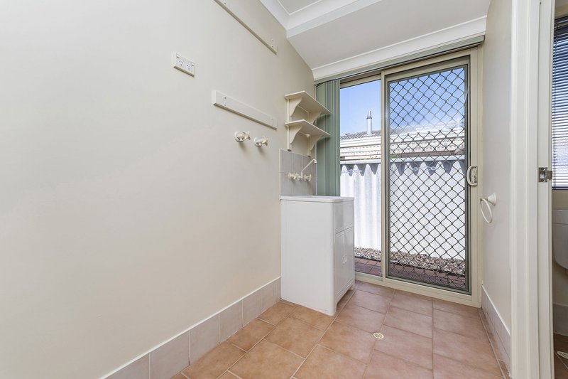 Photo - 201 Grand Ocean Boulevard, Port Kennedy WA 6172 - Image 16