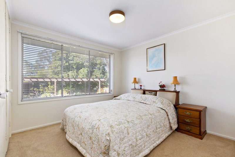 Photo - 201 Hindmarsh Drive, Rivett ACT 2611 - Image 14