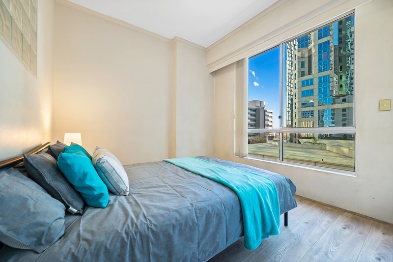 Photo - 20/1 Katherine Street, Chatswood NSW 2067 - Image 2